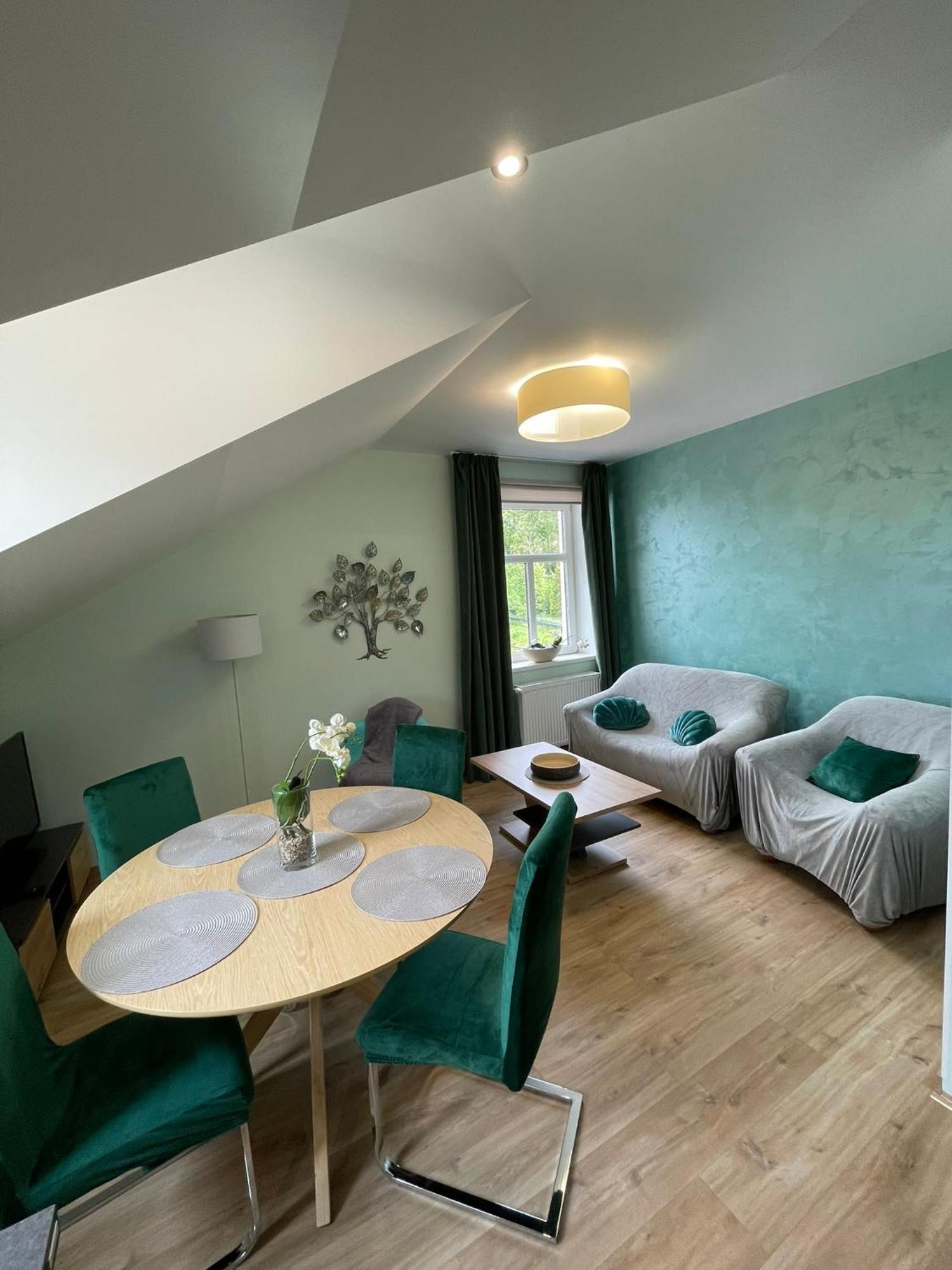 Apartmany Jasmin リベレツ エクステリア 写真